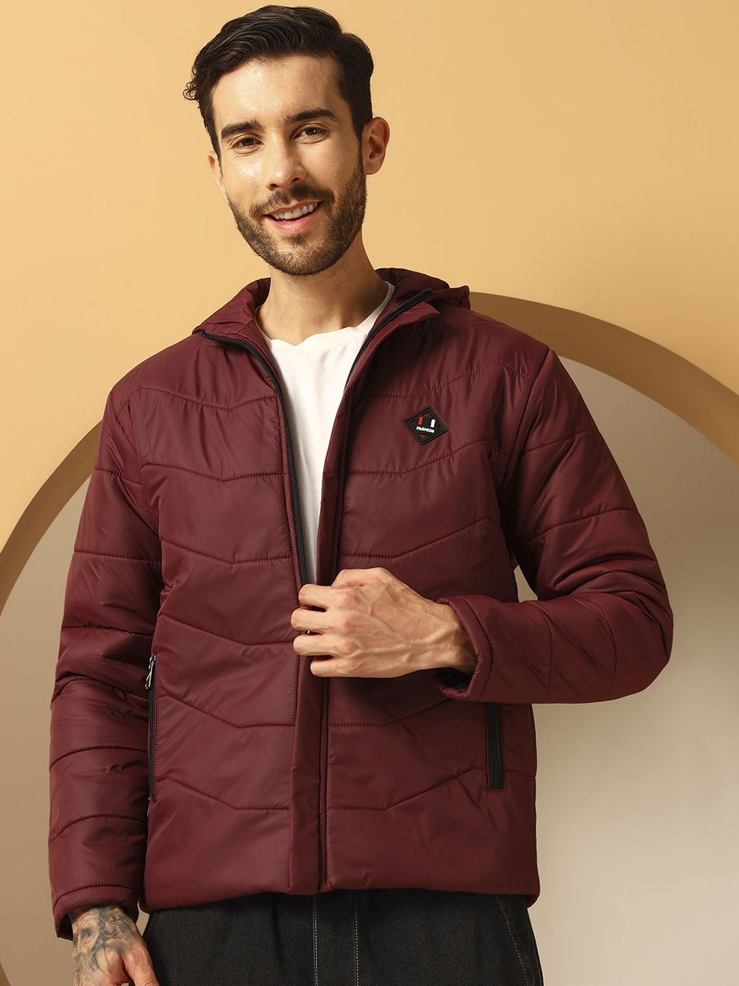 Metronaut Men Hooded Solid Padded Jacket