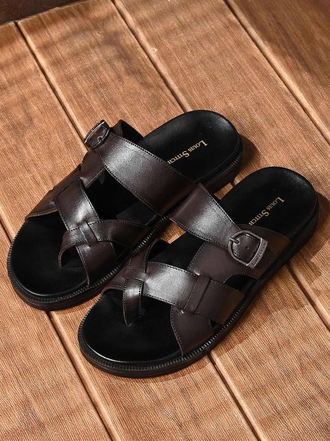 LOUIS STITCH Men Kolhapuri Style Lightweight Toe Ring Leather Sandal