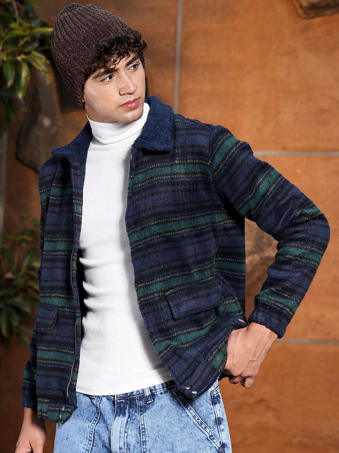 CAHOOT Men Spread Collar Striped Lightweight Sherpa Jacket