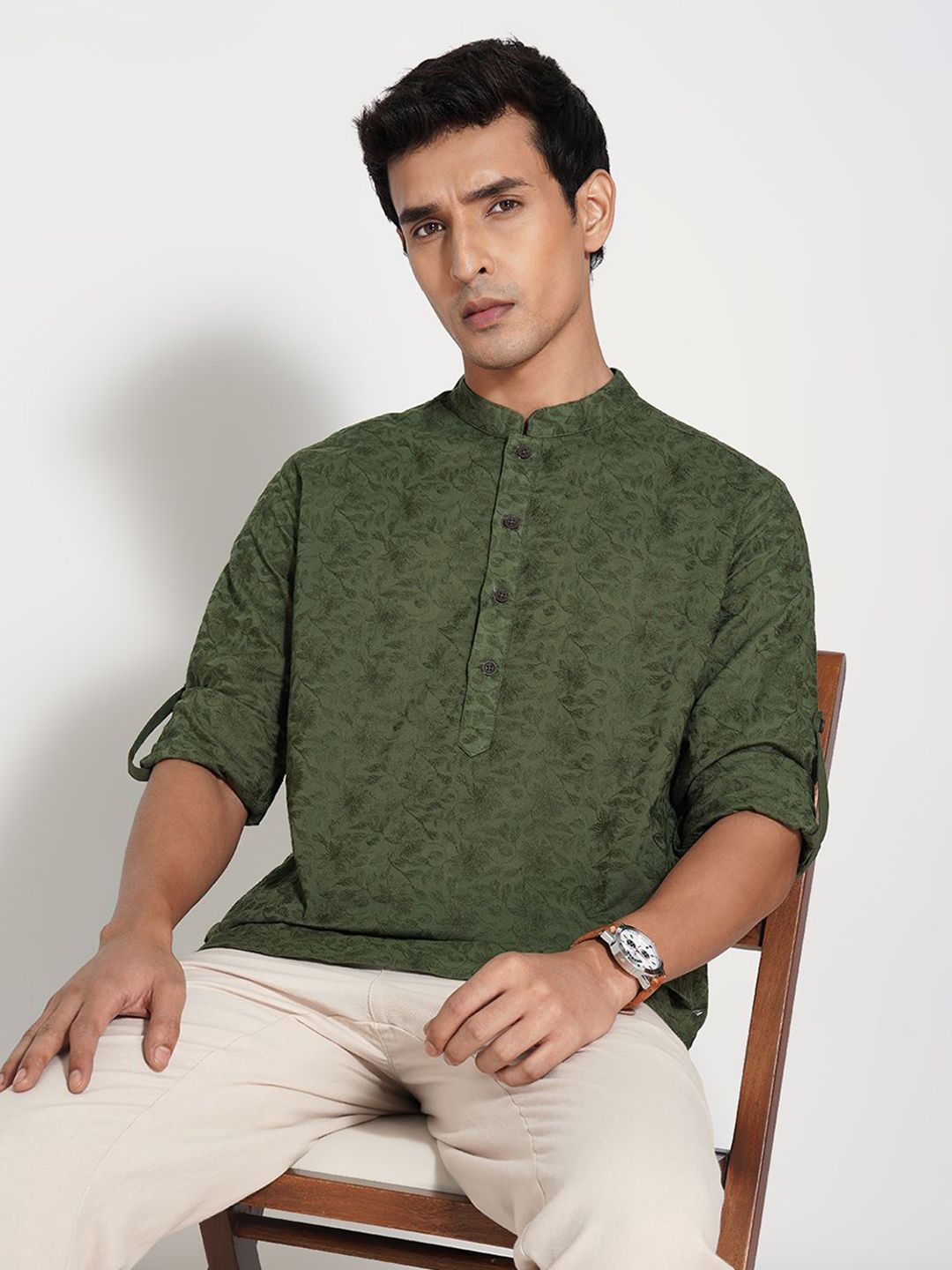 indus route by Pantaloons Men Floral Embroidered Daily Straight Pure Cotton Kurta