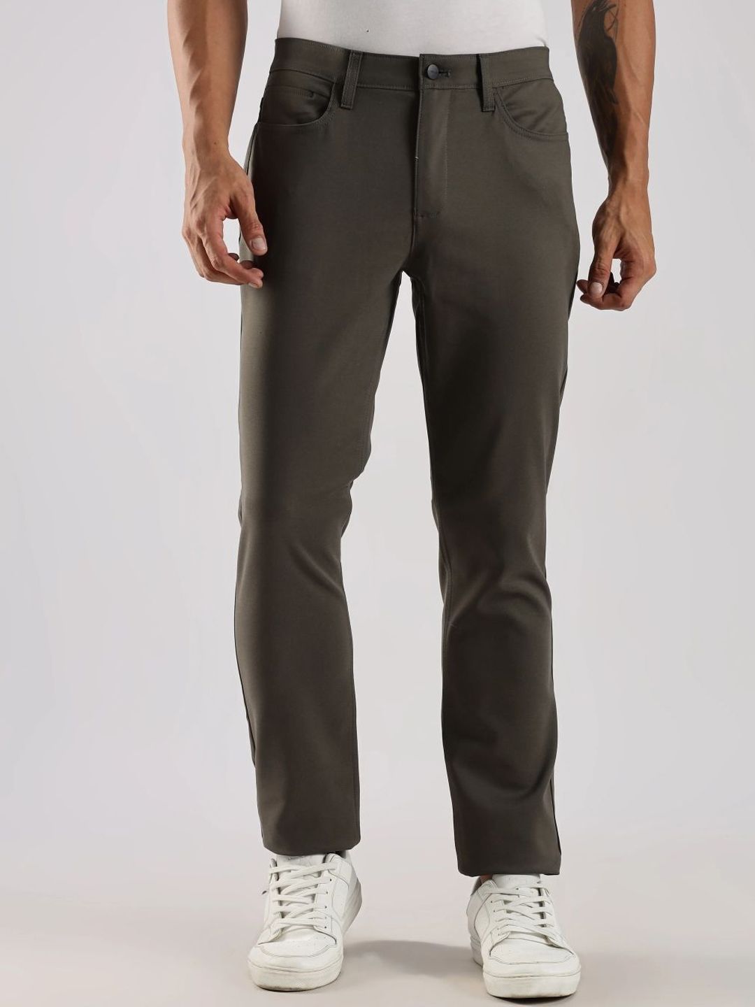 Calvin Klein Jeans Men Slim Fit Mid-Rise Trousers