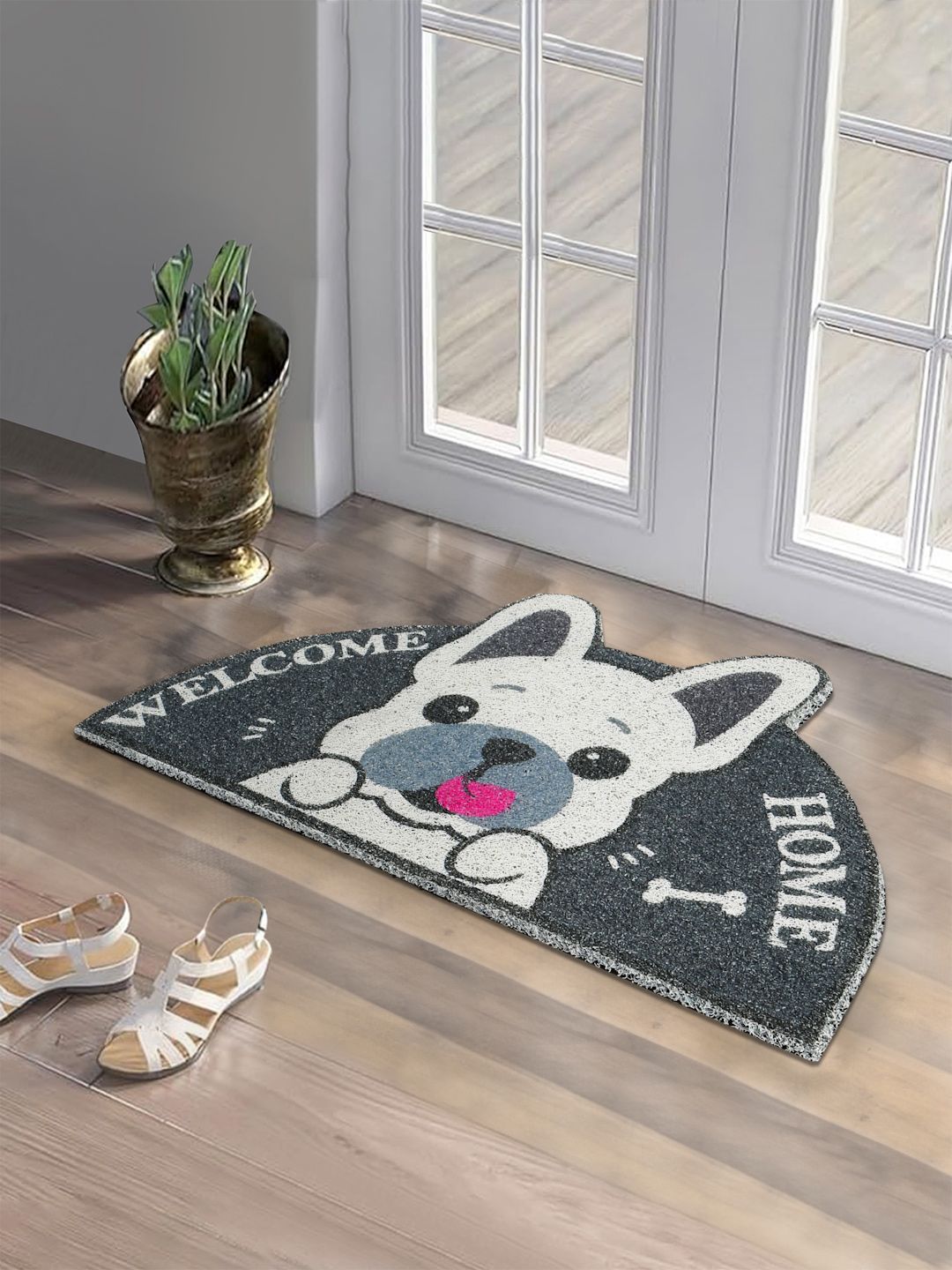 DREAM WEAVERZ Quirky Dog Printed Rubber Door Mat For Entrance