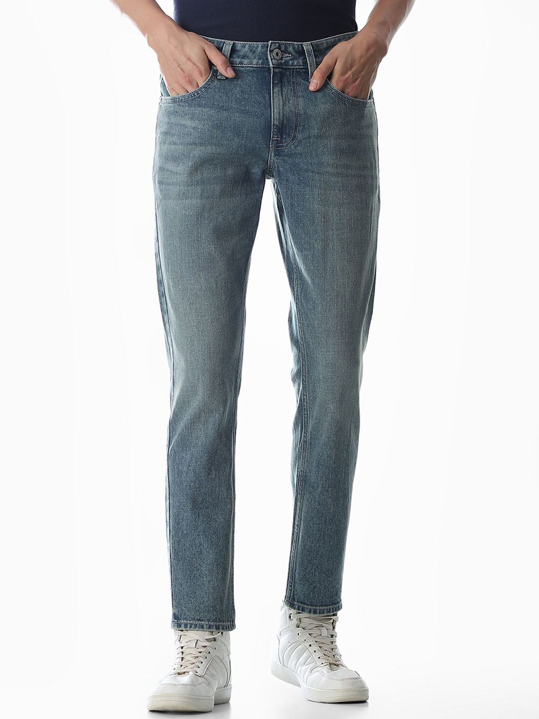 Slim Fit Low-Rise Light Fade Jeans