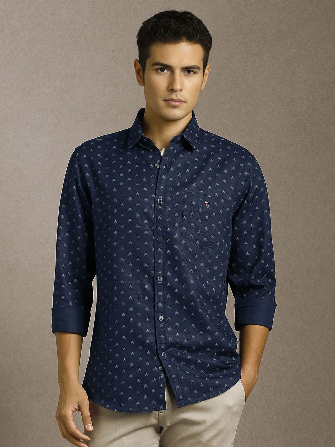 Louis Philippe Sport Louis Philippe Sport Men Slim Fit Geometric Printed Pure Cotton Casual Shirt