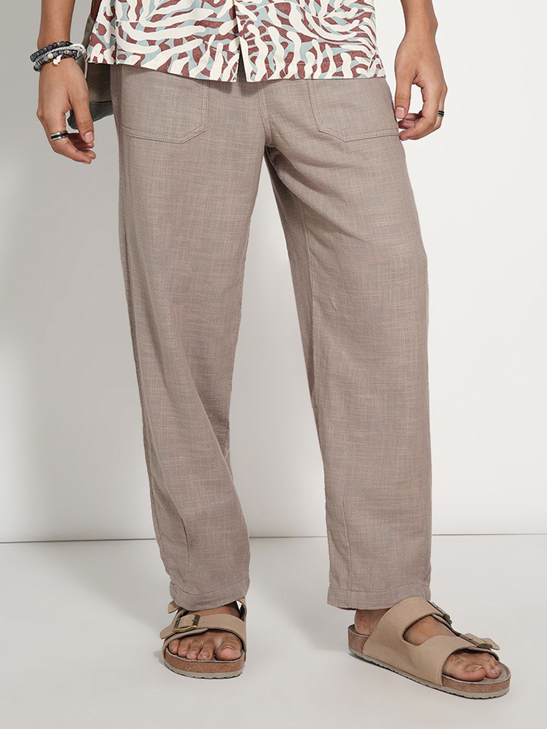 7 Alt by Pantaloons Men Pure Cotton Loose Fit Mid-Rise Trousers