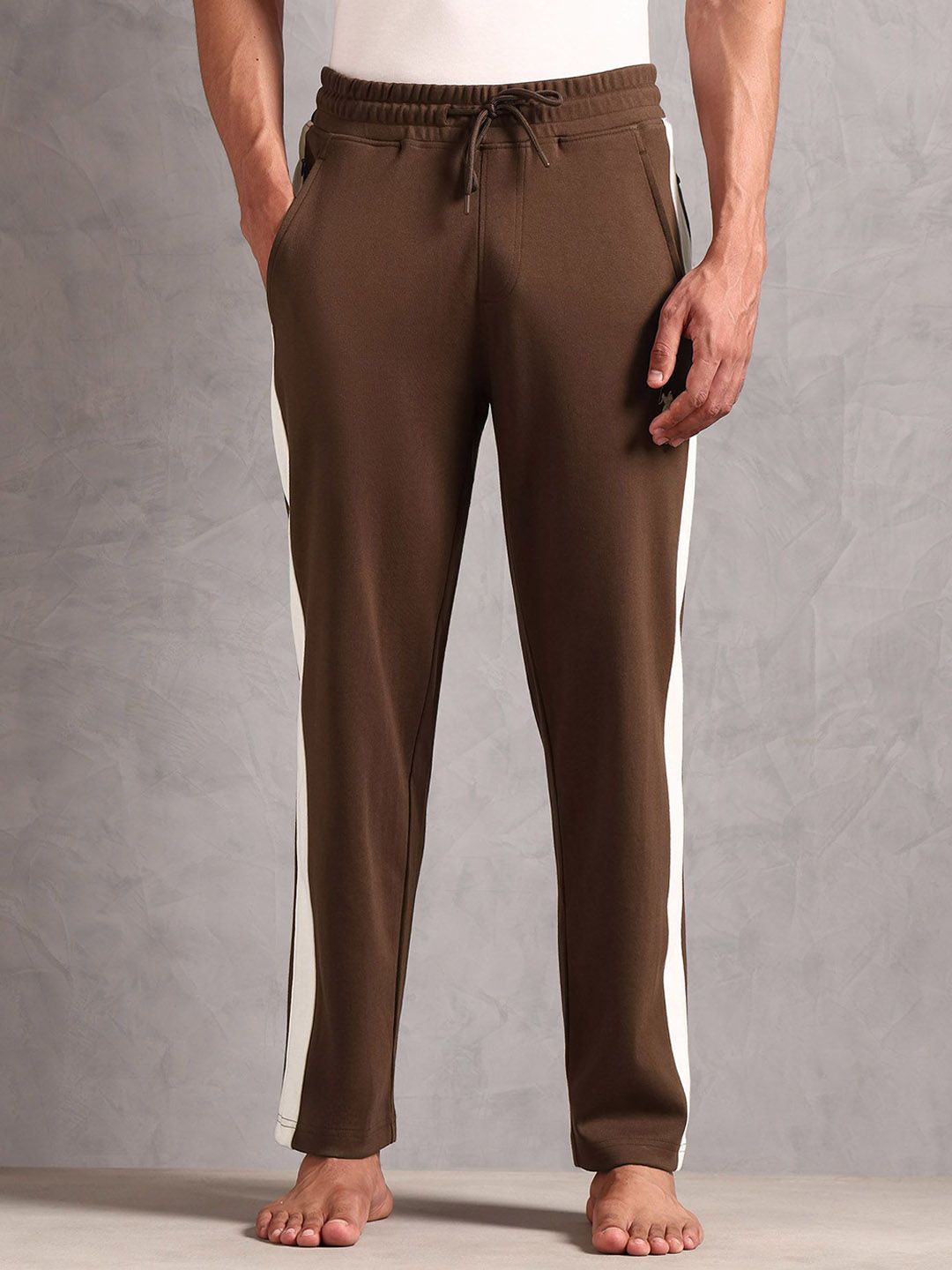 U.S. Polo Assn. Men Cotton Straight Mid-Rise Lounge Pants