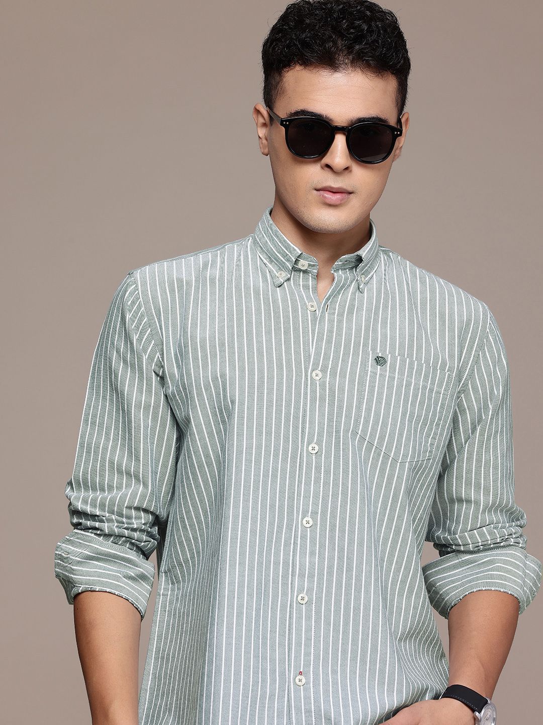 BS BLUE SQUAD Button-Down Collar Slim Fit Striped Casual Shirt