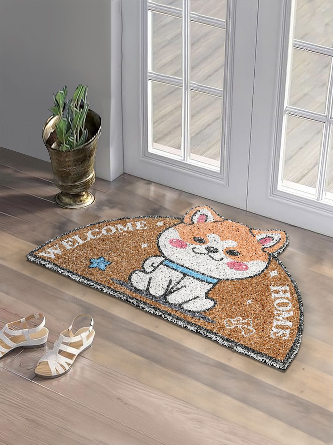 DREAM WEAVERZ Quirky Cat Printed Rubber Door Mat For Entrance