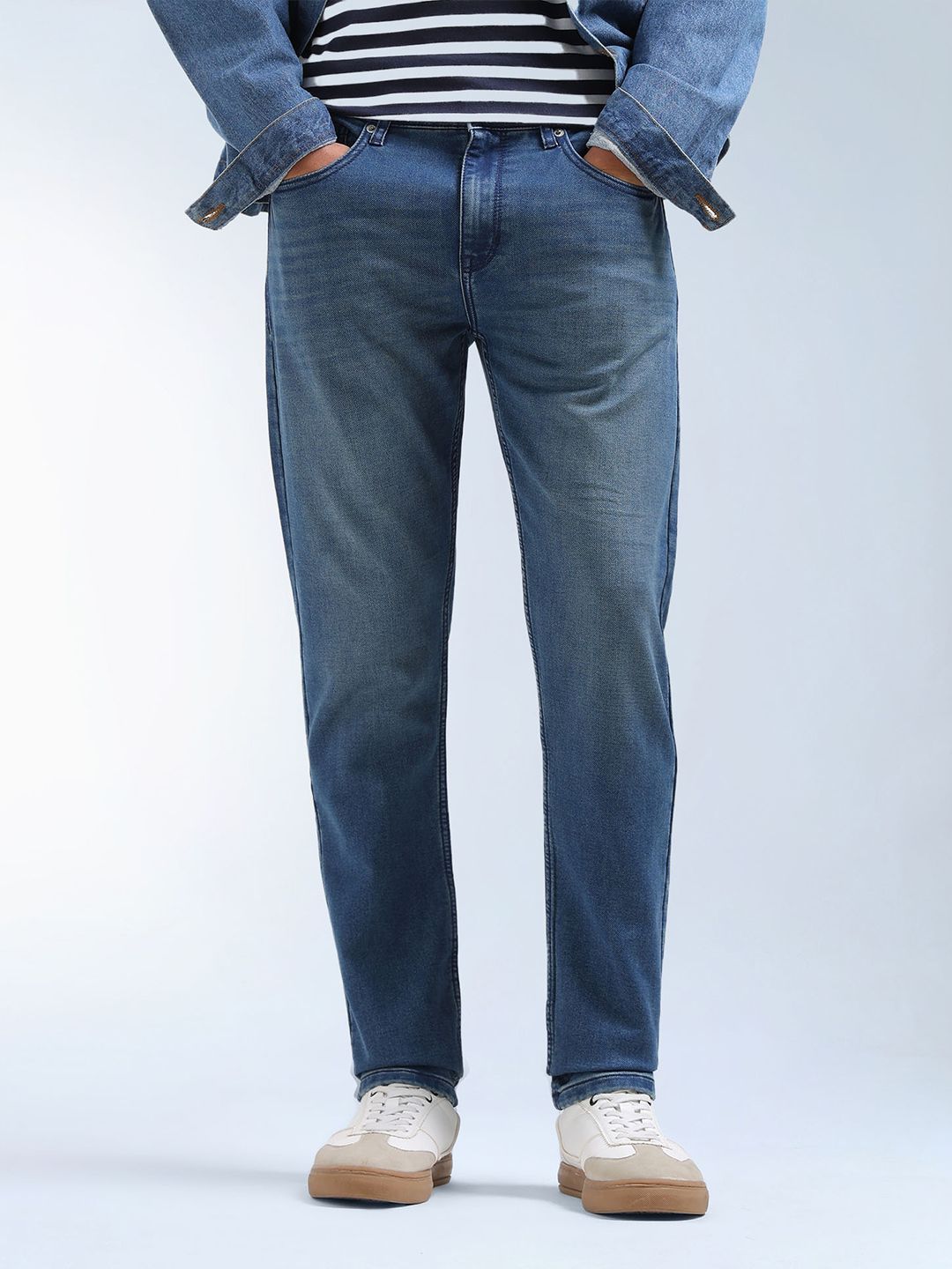 Flying Machine Men Tapered Fit Mid-Rise Light Fade Stretchable Jeans