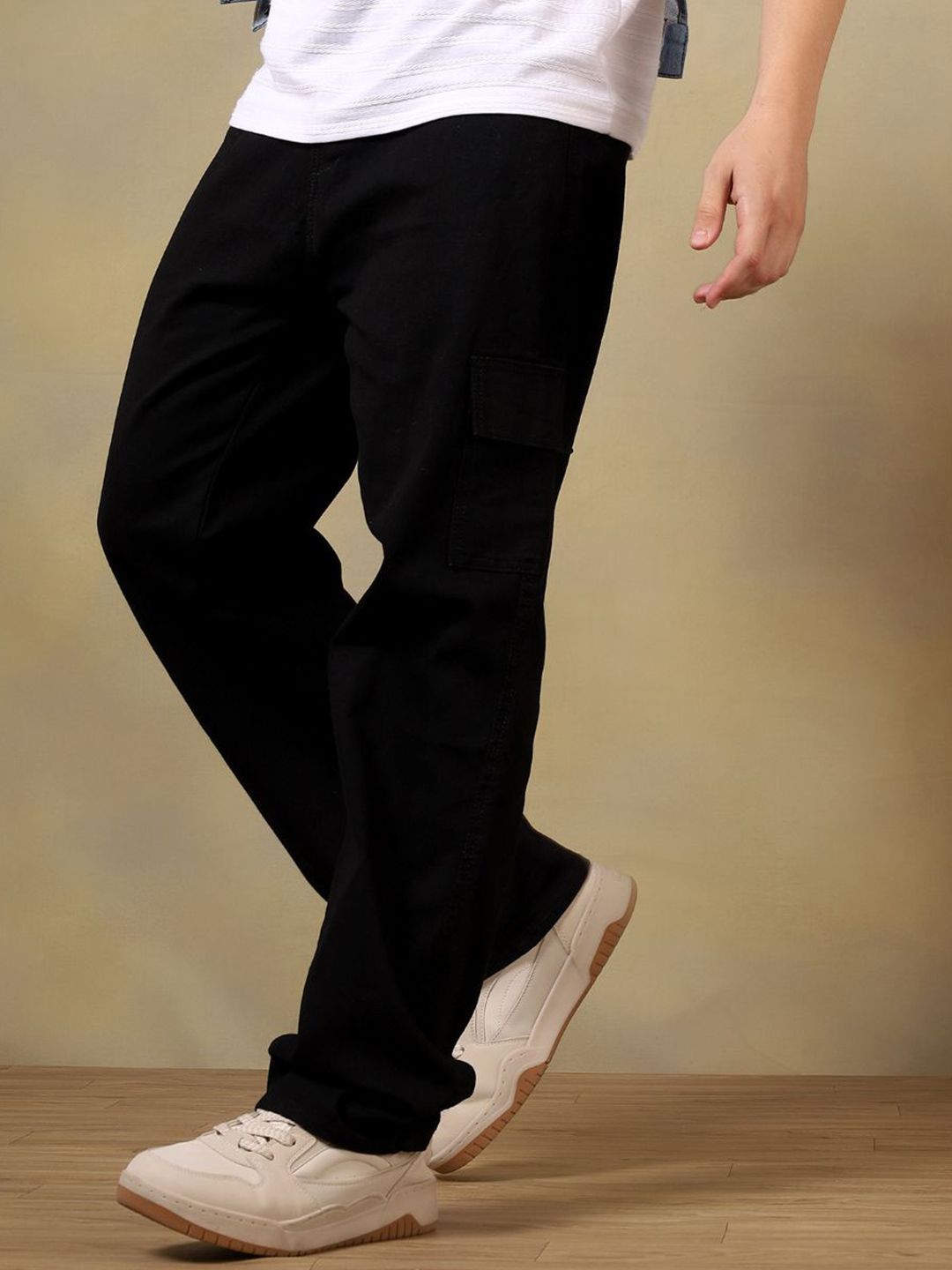 MaverIQ Men Classic Mid-Rise Baggy Fit Stretchable Cargo Styles Jeans