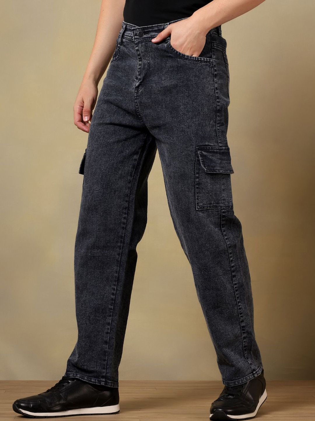 MaverIQ Men Classic Boyfriend Fit Mid-Rise Stretchable Cargo Style Jeans