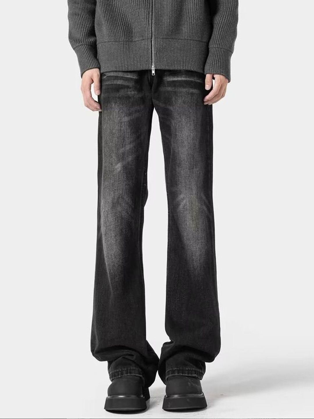 StyleCast x Revolte Men Straight Fit Mid-Rise Heavy Fade Non Stretchable Jeans