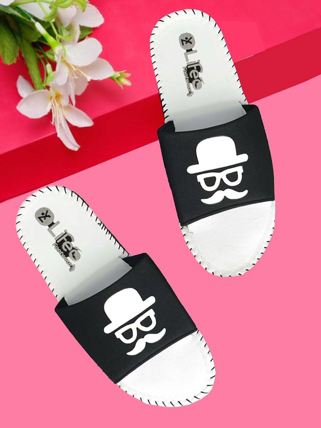 LIFA TRADERS Men Printed Rubber Sliders