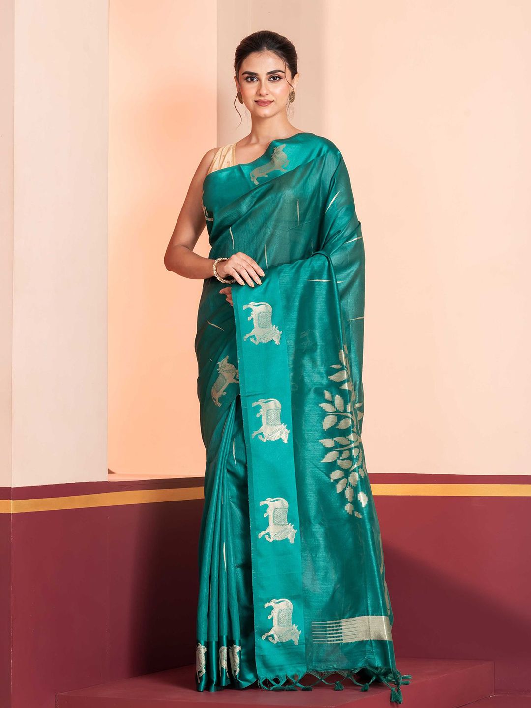 HERE&NOW X Kavvya Ethnic Motifs Woven Design Saree