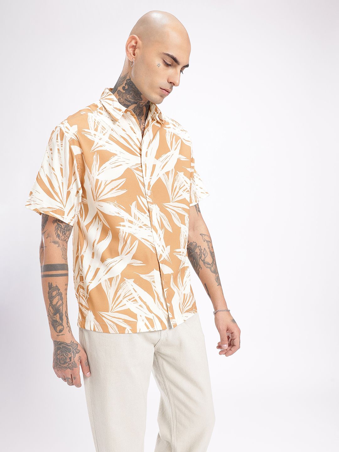 glitchez Tropical Printed Relaxed Fit Casual Shirt