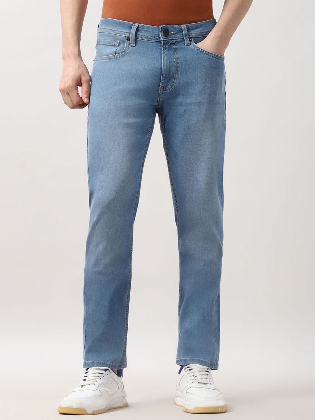 Peter England Casuals Men Slim Fit Mid-Rise Light Fade Jeans