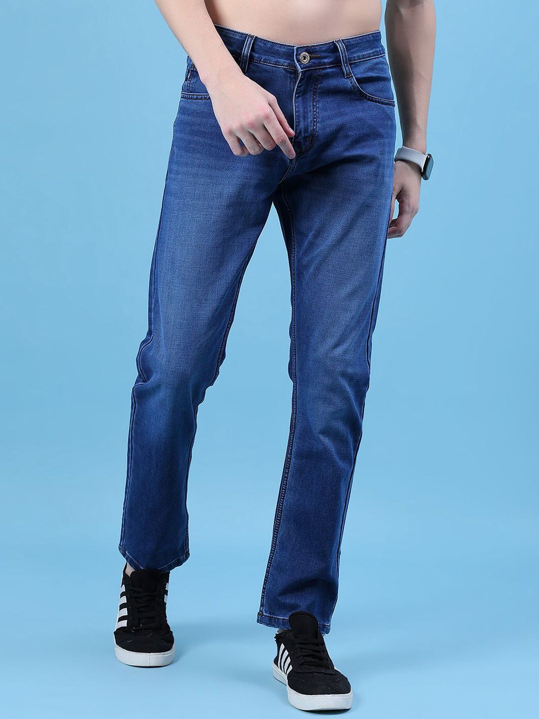 V-Mart Men Regular Fit Mid-Rise Light Fade Stretchable Jeans