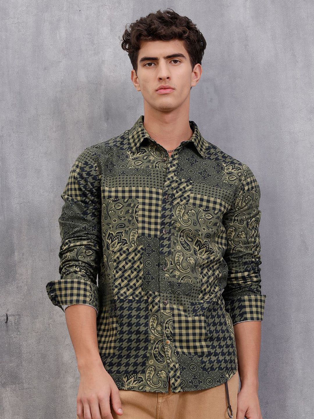 WROGN Men Slim Fit Ethnic Motifs Printed Spread Collar Pure Cotton Casual Shirt
