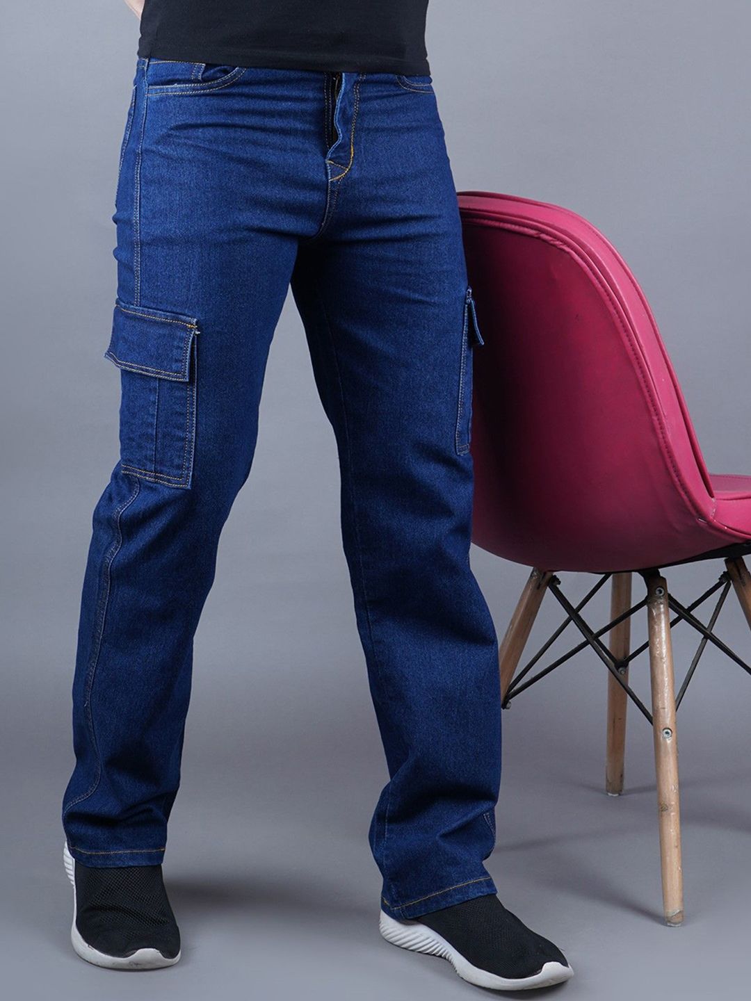 MaverIQ Men Classic Boyfriend Fit Mid-Rise Light Fade Stretchable Jeans