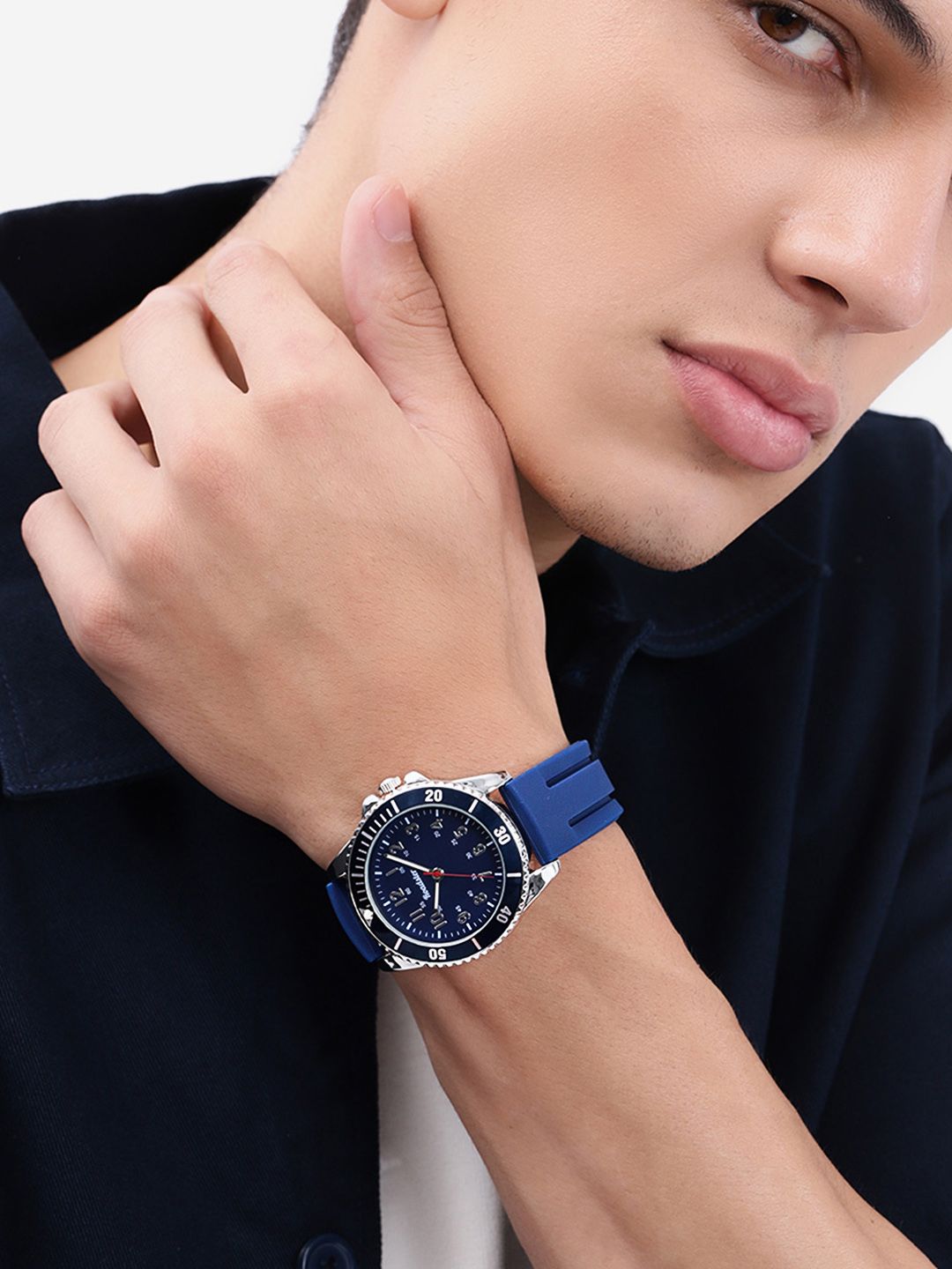 Buy Roadster Men Textured Straps Analogue Watch UT-A8668N