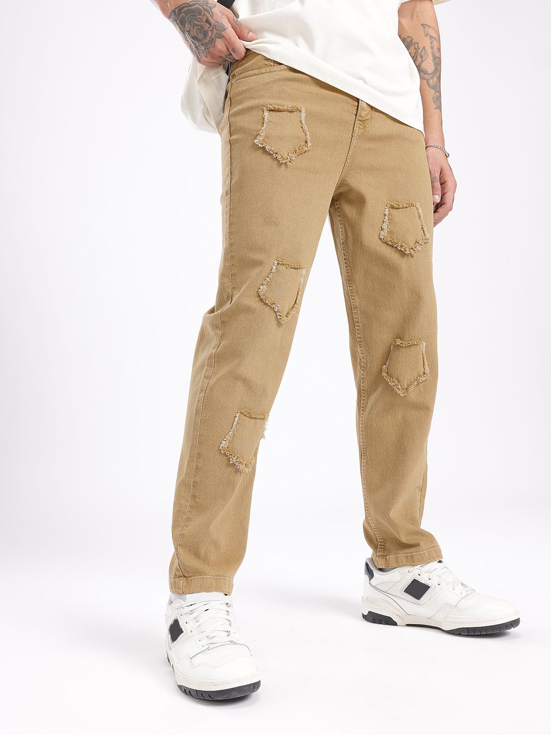 glitchez Men Frayed Applique Slouchy Fit Jeans