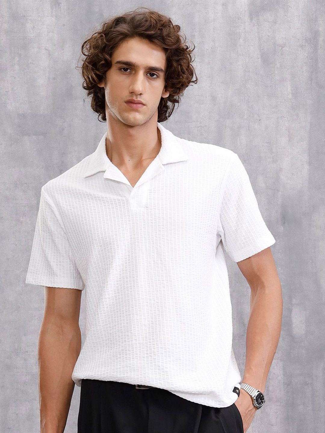 WROGN Men Self Design Casual T-shirt