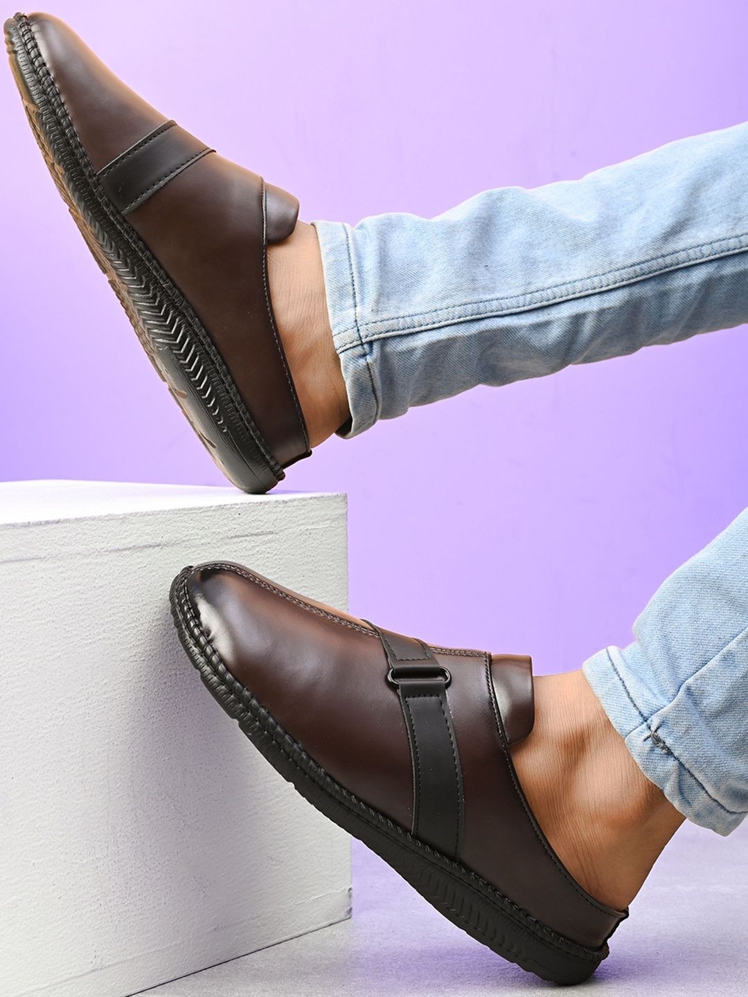 HERE&NOW Men Synthetic Leather Shoe-Style Sandals