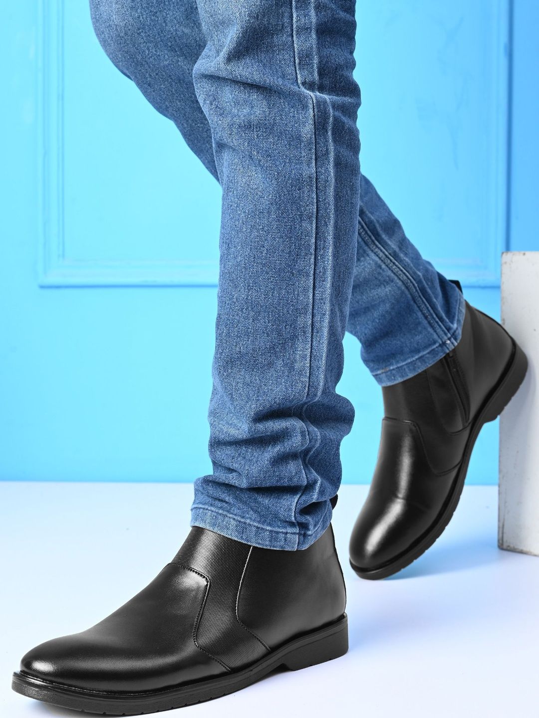 HERE&NOW Men Black Formal Shoes