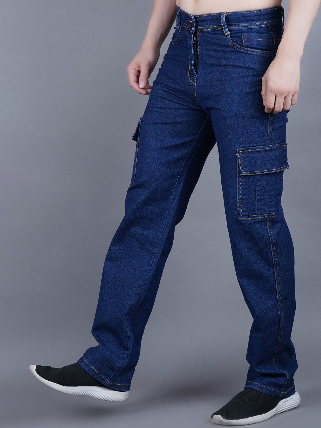MaverIQ Men Classic Relaxed Fit Mid-Rise Stretchable Jeans