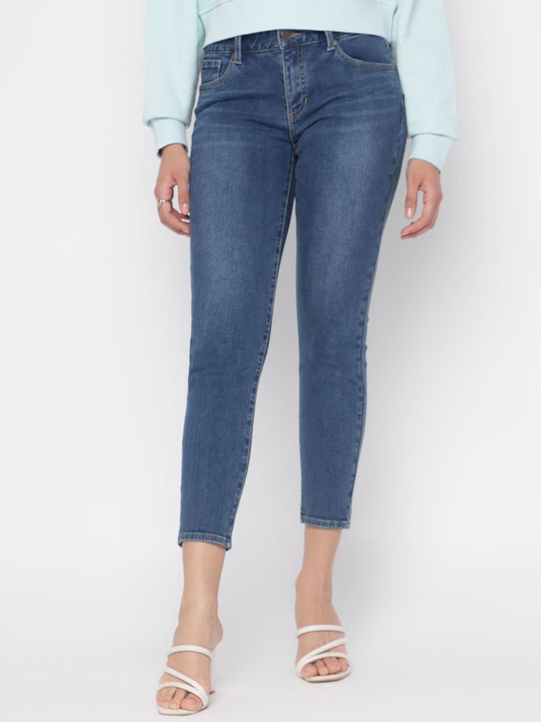 GUESS Women Skinny Fit Mid-Rise Light Fade Jeans