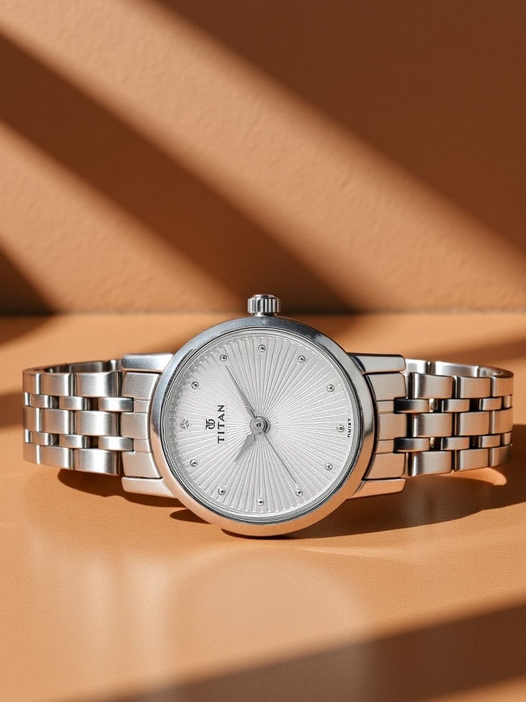 Titan Quartz Analog With Silver Dial Watch For Women - Nt2593sm01