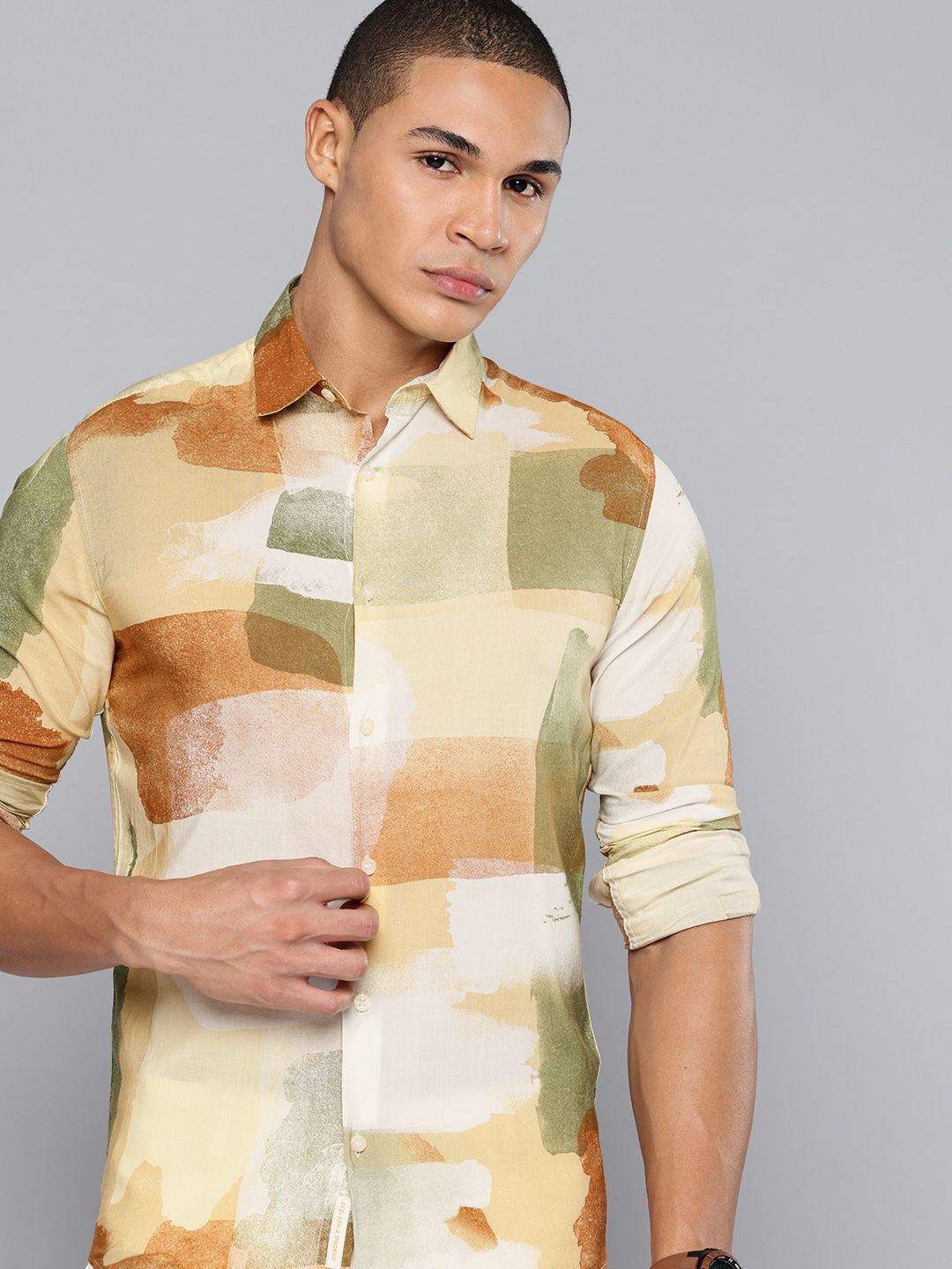Mufti Mufti Slim Fit Abstract Printed Casual Shirt