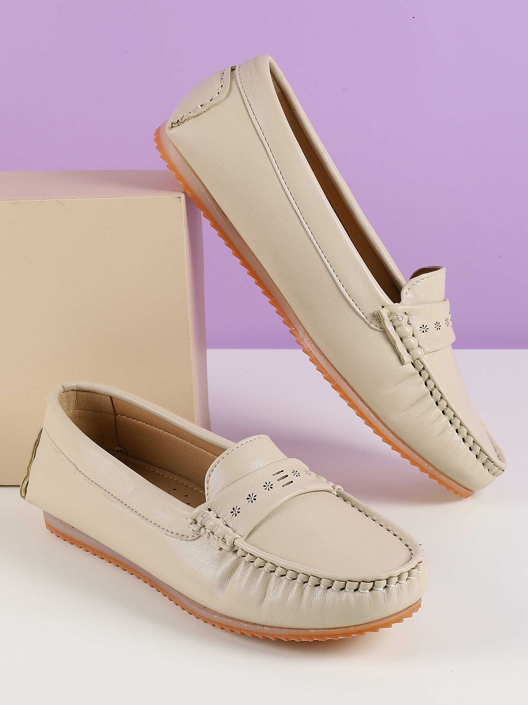 Mochi Women Round Toe Loafers