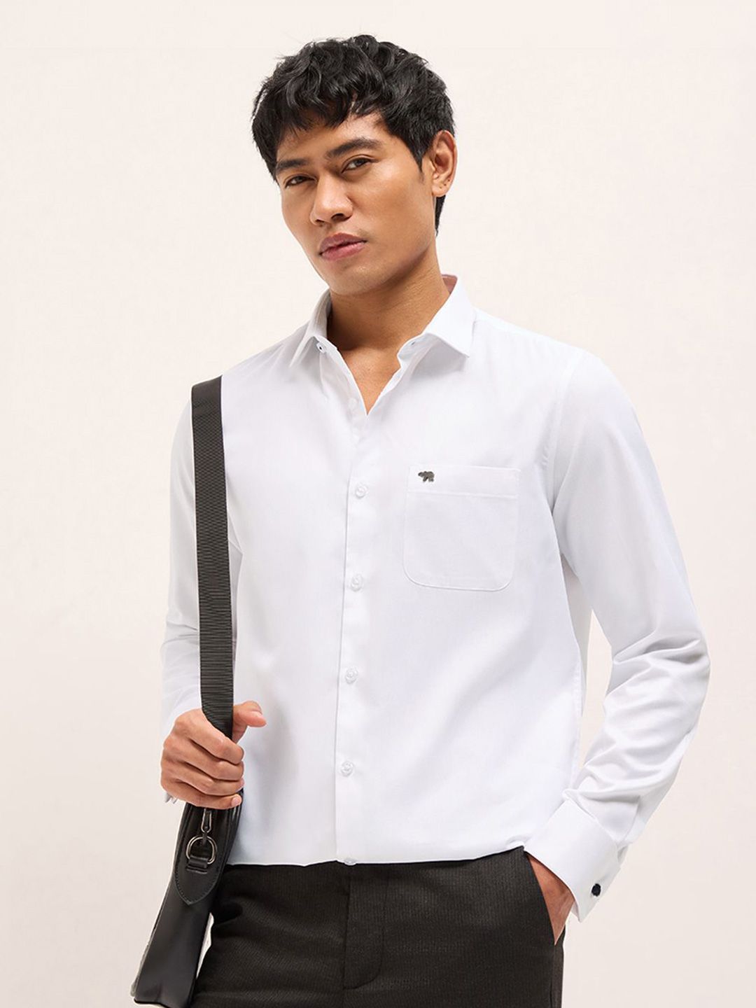 THE BEAR HOUSE Tailored Fit Long Sleeves Formal Shirt
