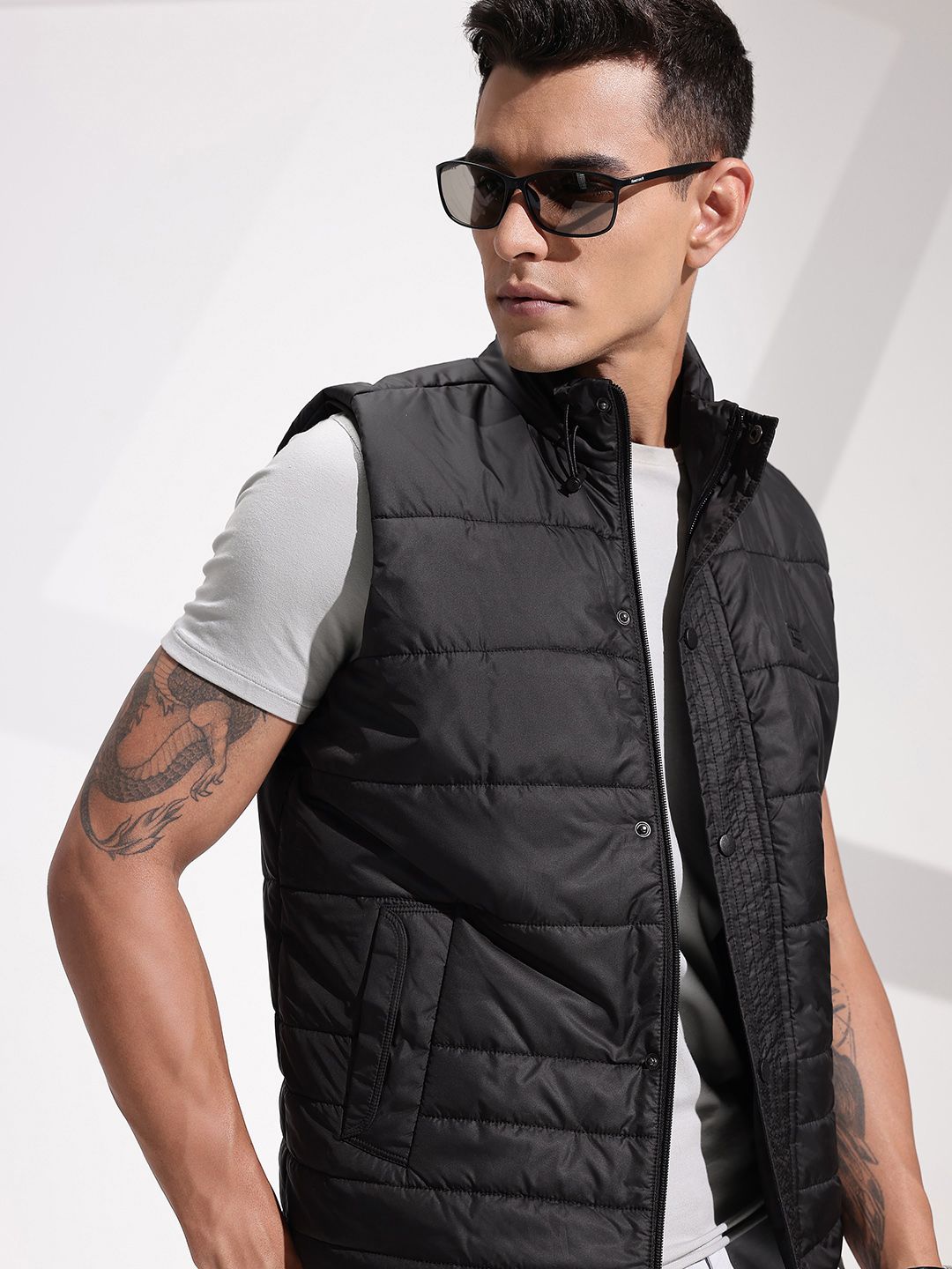 INVICTUS Mock Neck Sleeveless Padded Jacket