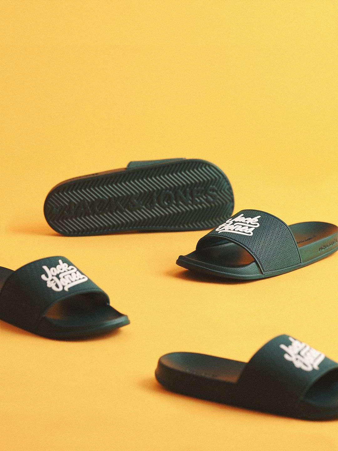 Jack & Jones Men Self Design Sliders