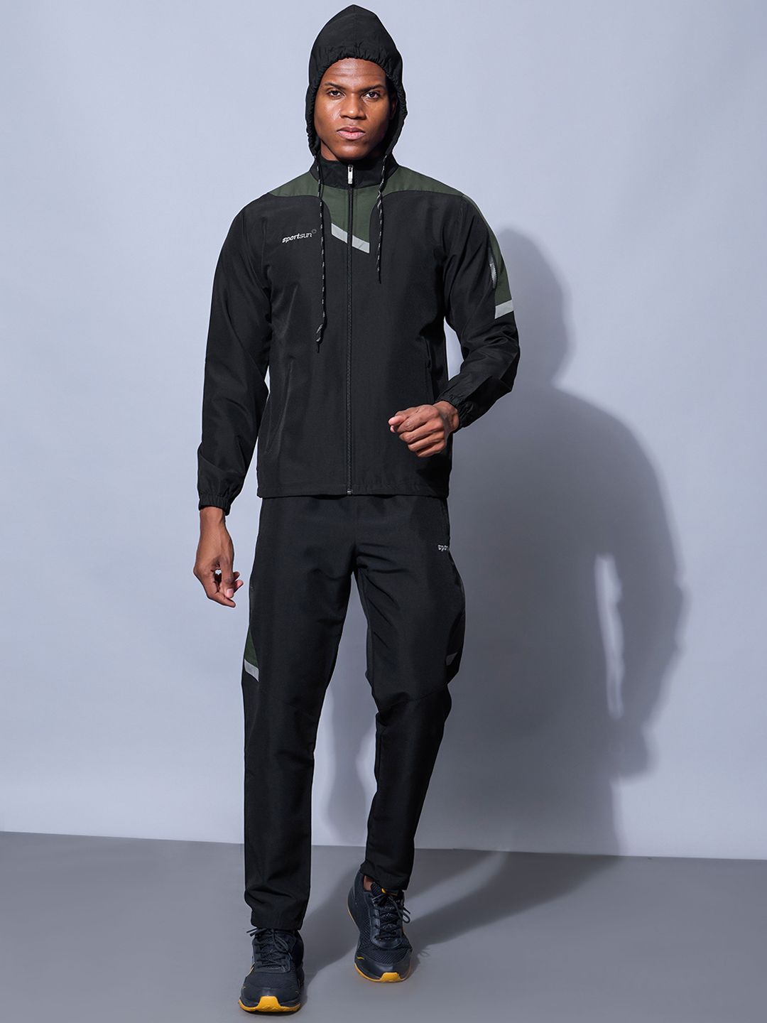 Buy SPORT SUN Men Hooded Jacket & Track Pants Set - Tracksuits for