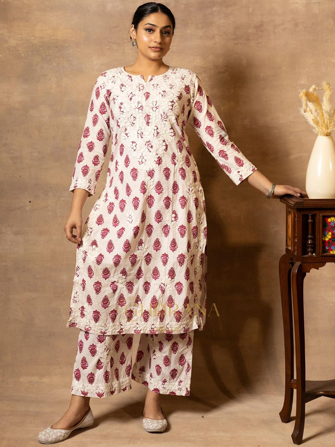 GHARANA INDIA Embroidered Straight Kurta Set