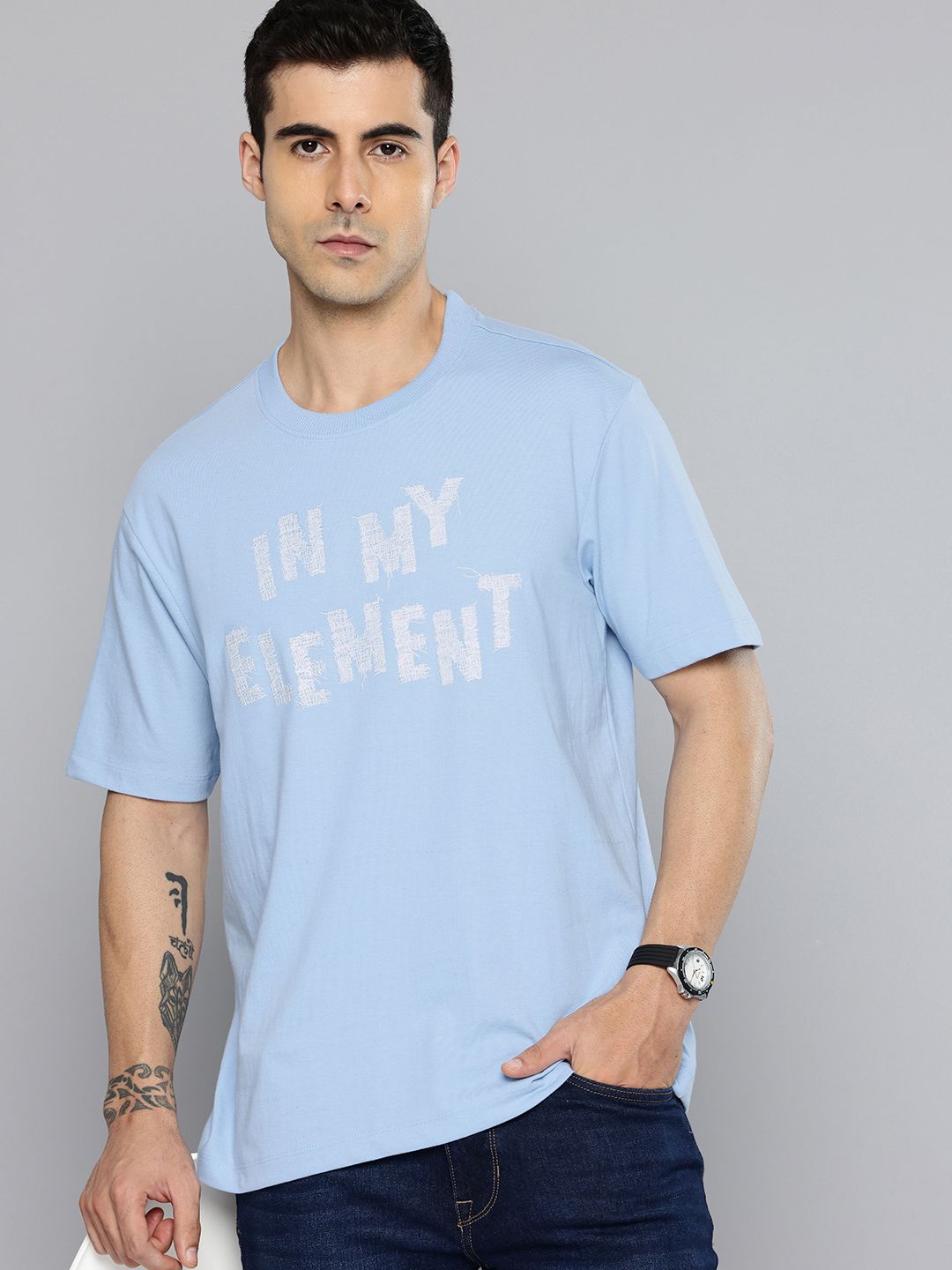 Flying Machine Flying Machine Typography Printed Drop-Shoulder Sleeves T-shirt