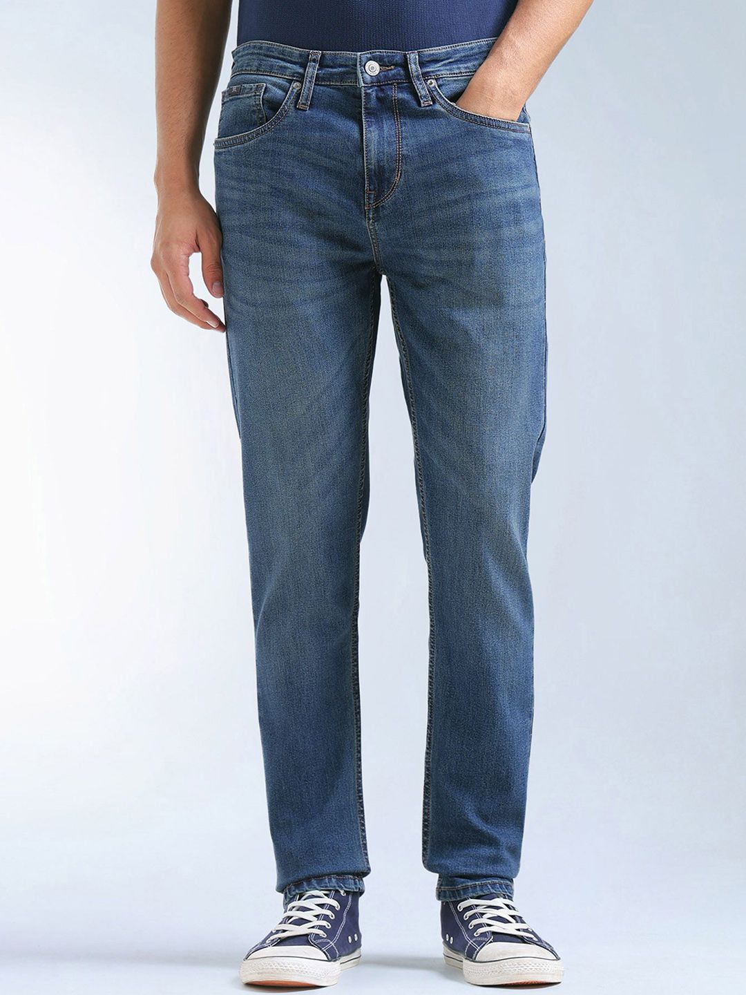 Flying Machine Men Tapered Fit Mid-Rise Light Fade Stretchable Jeans