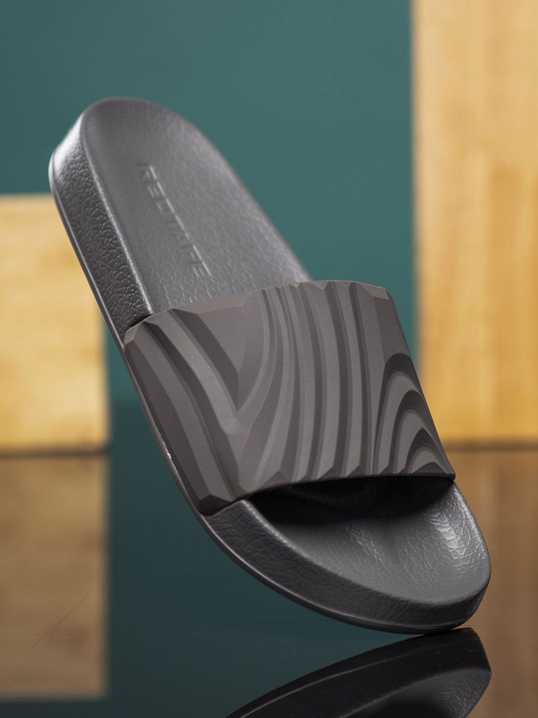 Red Tape Men Self Design Sliders