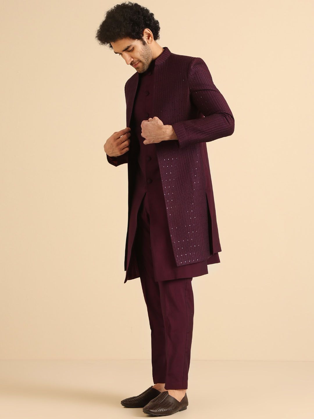 KISAH Men Embroidered Indowestern Sherwani Set