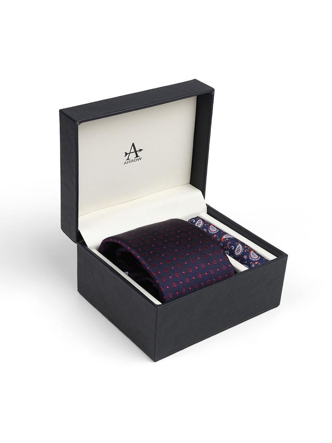 Arrow Men Accessory Gift Set of Tie And Pocket Square Set