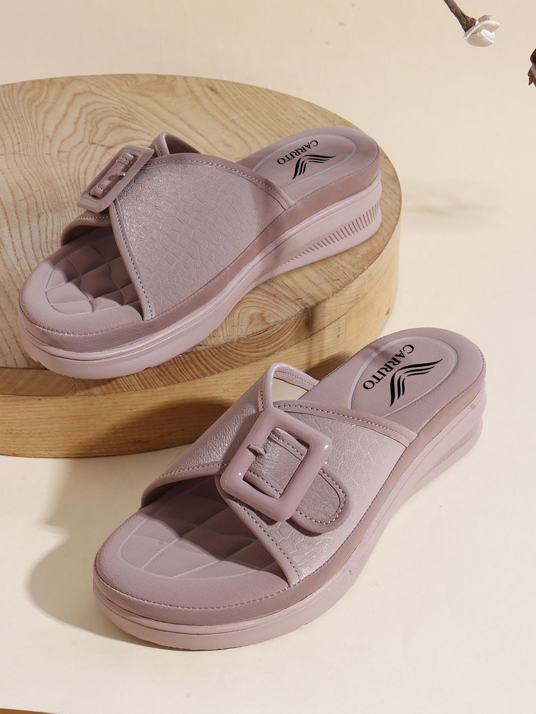 carrito Women Flatform Heel Sandals with Buckles