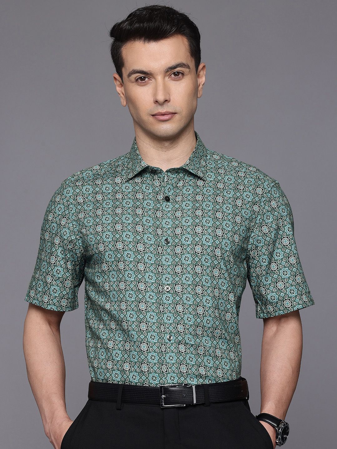 Louis Philippe Louis Philippe Classic Floral Printed Formal Shirt