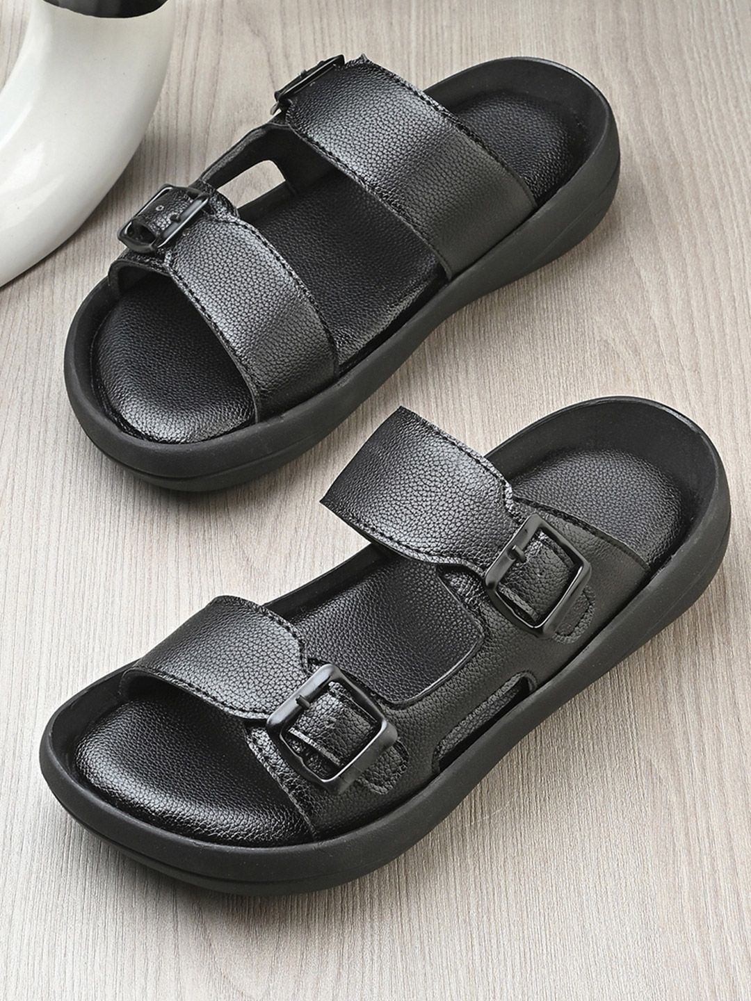 Roadster Men Black PU Comfort Sandals