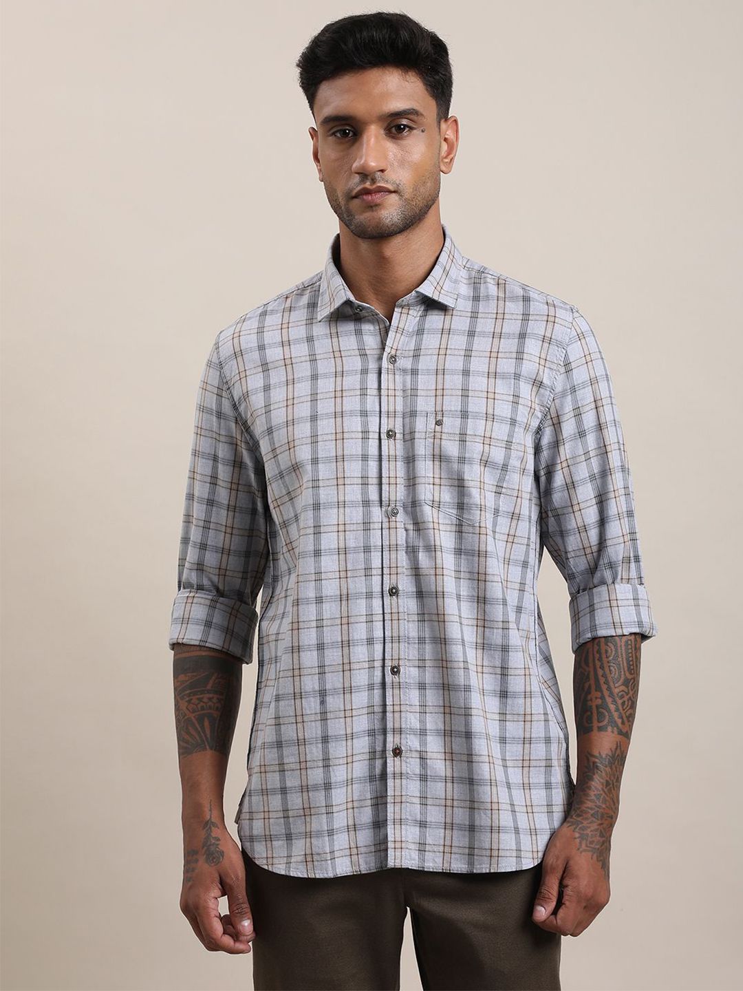 Turtle Relaxed Checked Spread Collar Cotton Slim Fit Casual Shirt