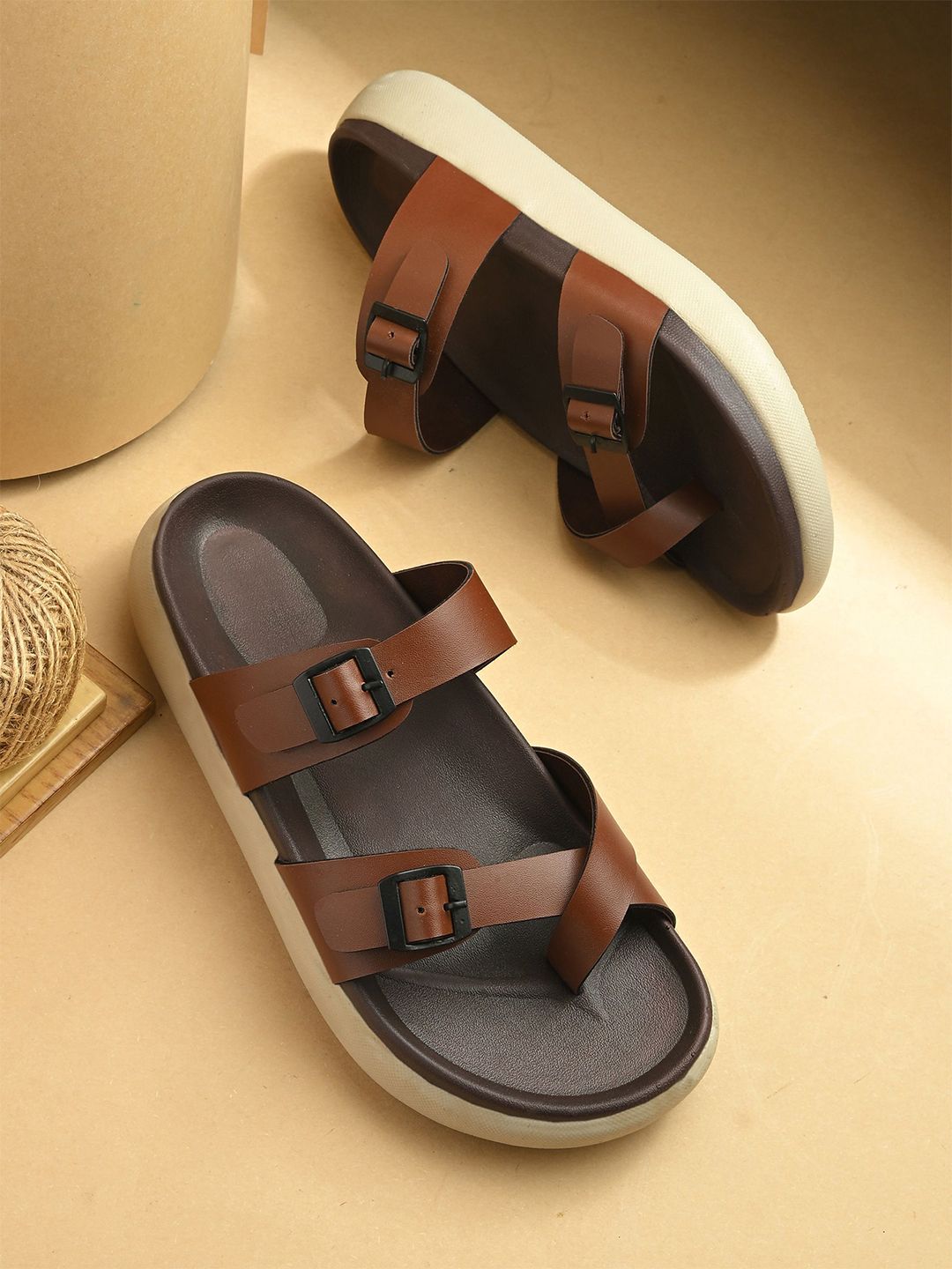 ARIVO Men Colourblocked Comfort Sandals With Buckle