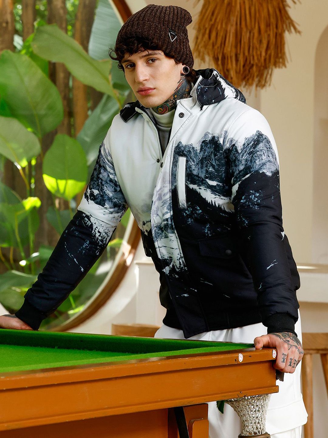 CAHOOT Men Stand Collar Abstract Printed Lightweight Puffer Jacket