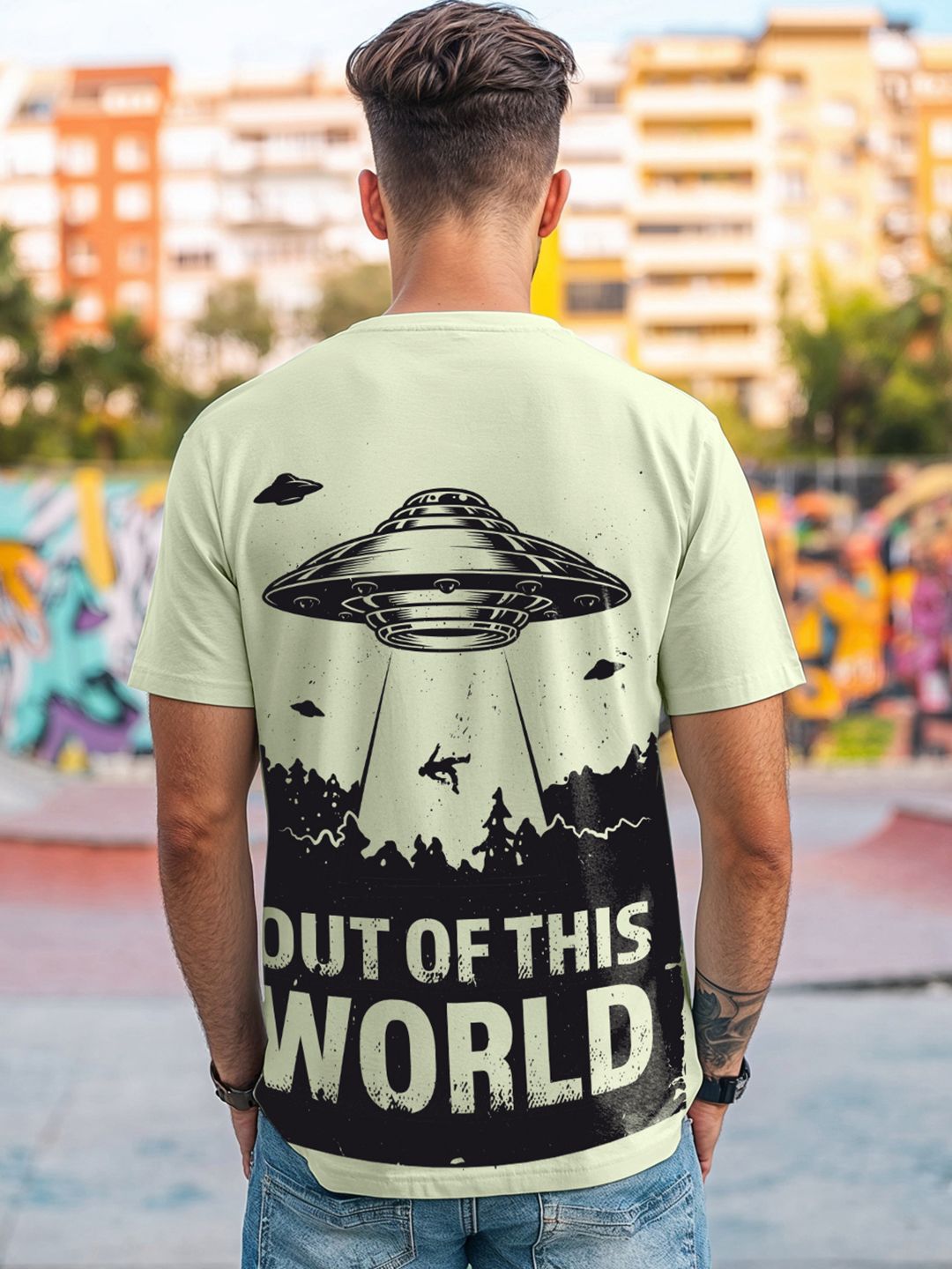 Bewakoof Men Graphic Printed Round Neck Pure Cotton T-shirt